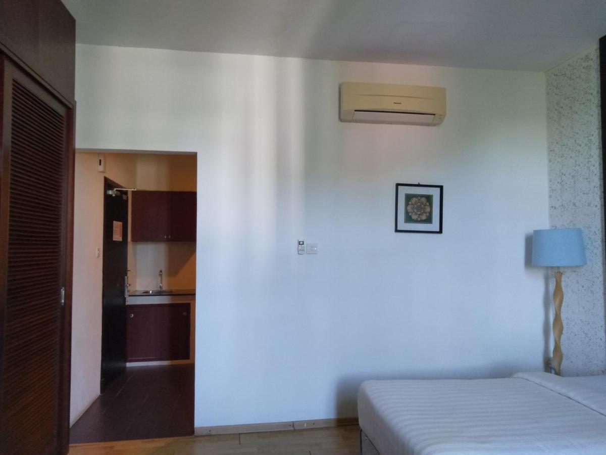Ginasuite Kompleks27 Hotel บันดาร์เสรีเบกาวัน ภายนอก รูปภาพ