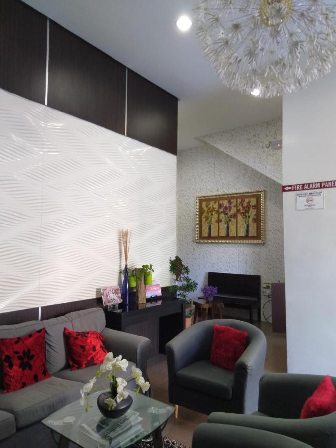 Ginasuite Kompleks27 Hotel บันดาร์เสรีเบกาวัน ภายนอก รูปภาพ