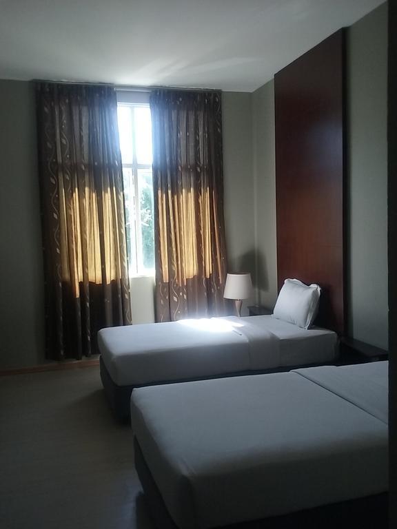 Ginasuite Kompleks27 Hotel บันดาร์เสรีเบกาวัน ภายนอก รูปภาพ