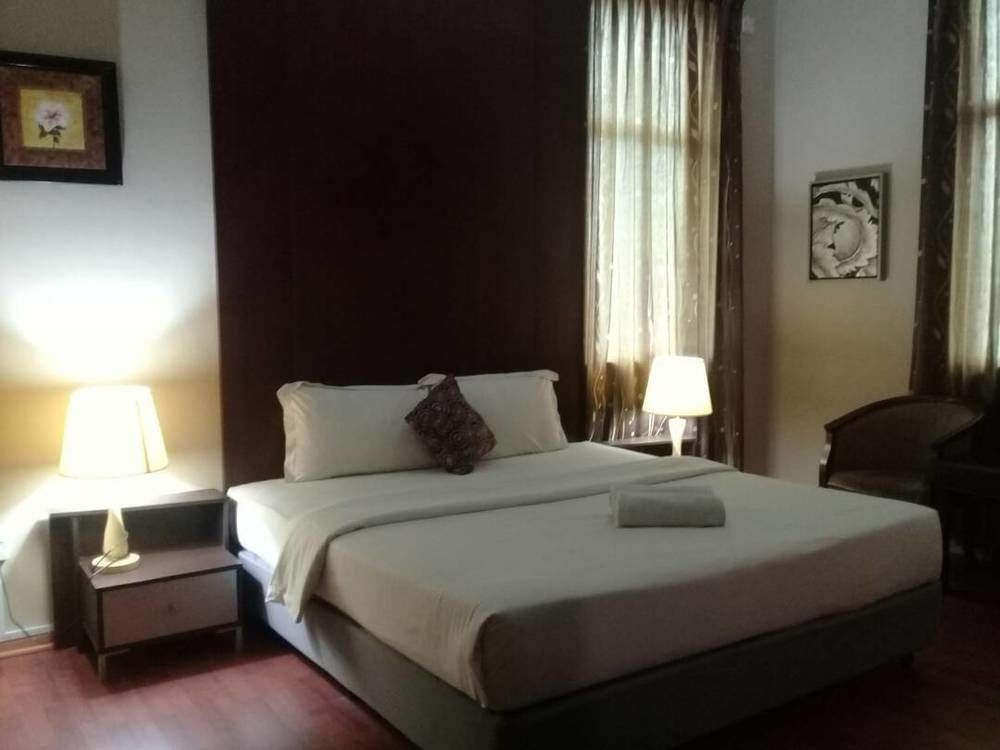 Ginasuite Kompleks27 Hotel บันดาร์เสรีเบกาวัน ภายนอก รูปภาพ